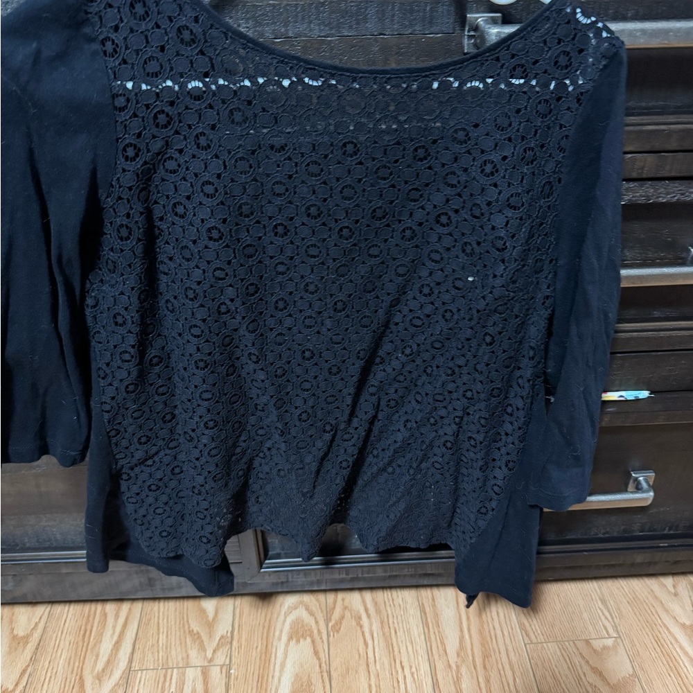 Elegant Black Lace Women's Top